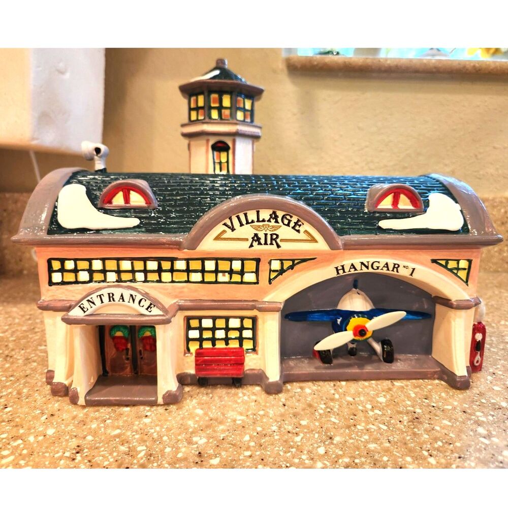 Department 56 Original Snow Village Airport w/ Flags & Light w/ Orig Packaging